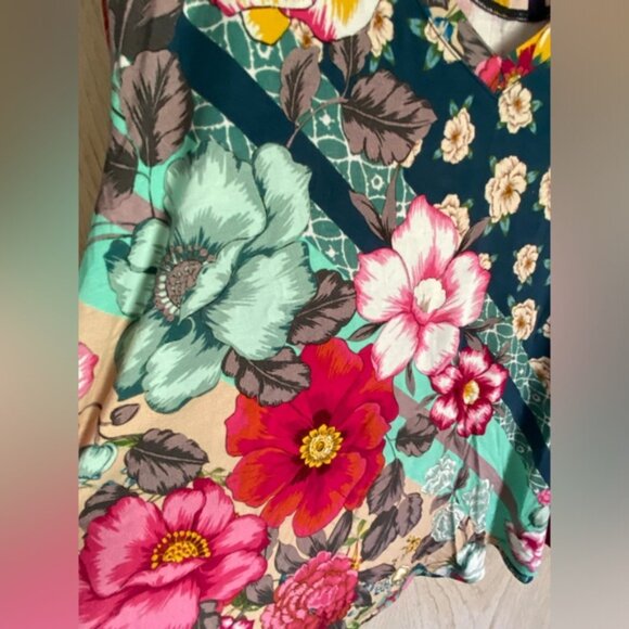 Johnny Was Nellie Favorite Bamboo V-Neck Shirt Sz XXL EUC - Picture 4 of 9